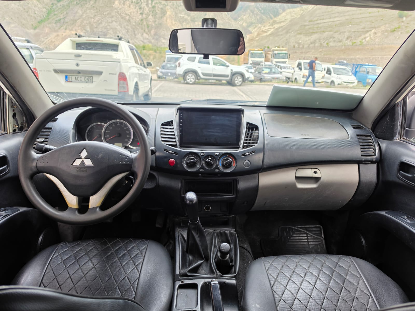 2015 MİTSİBUSHİ L200 4X4 fotoğraf 9