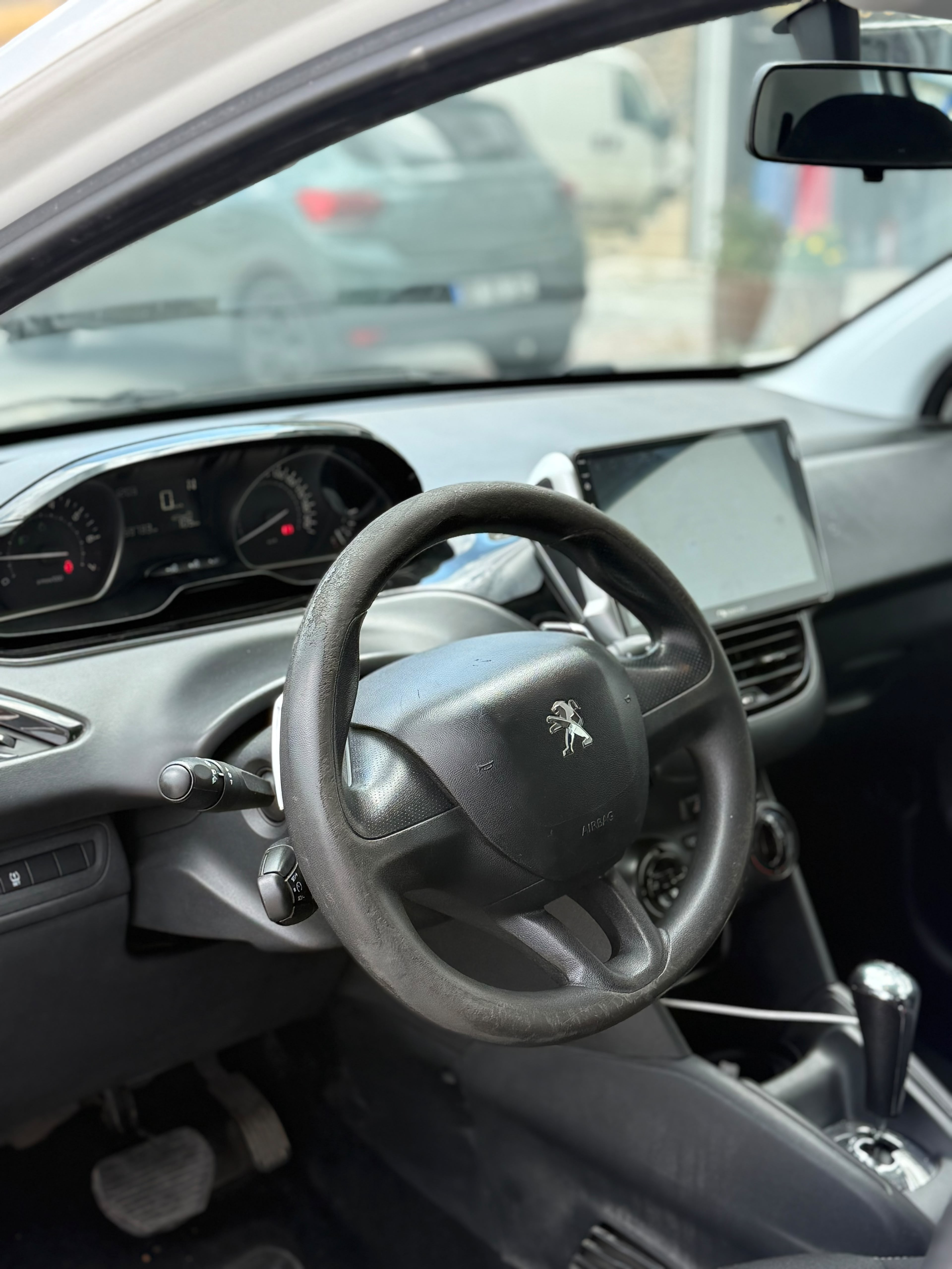 2017 PEUGEOT 208 fotoğraf 10