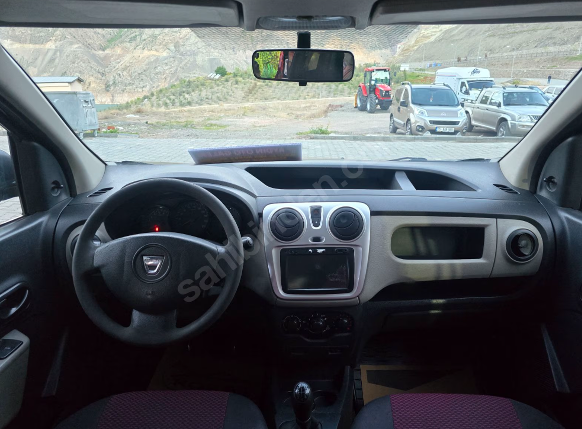 2013 Dacia Dokker 1.5 dCi Ambiance fotoğraf 10