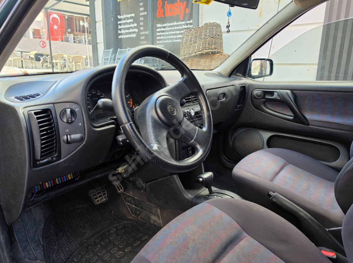 1997 Volkswagen Polo 1.6 (Hatchback 5 Kapı) fotoğraf 5